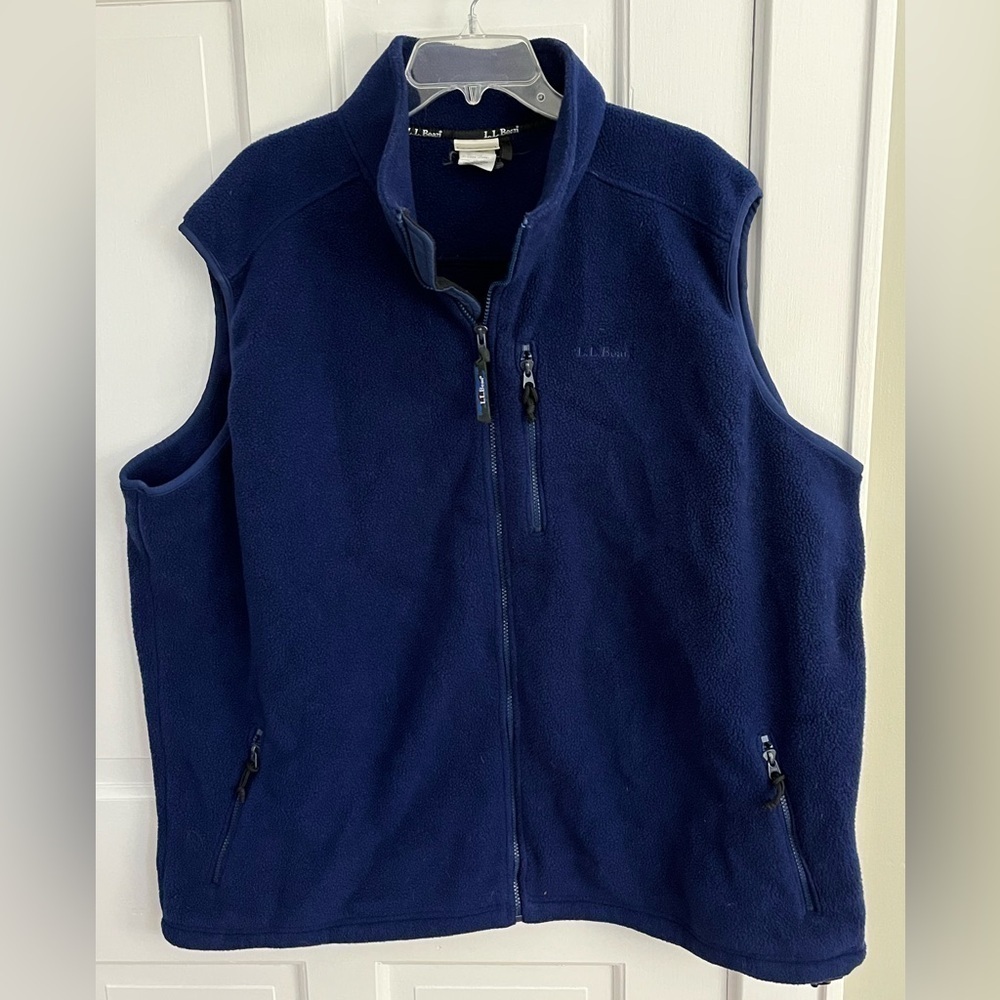 L.L. Bean Men’s Fleece Navy Vest Size XXL Tall Outdoorsman Warm Casual Hiking